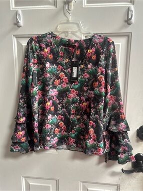 Supertrash Black Floral V-Neck Ruffle tiered Sleeve Blouse Sz 36- Vtg Inspired